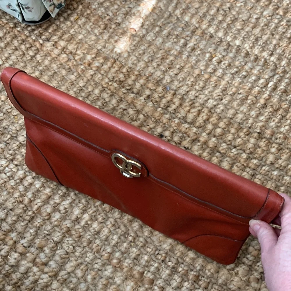 Vintage 1970’s Oleg Cassini oxblood Burgundy Leather Clutch so Jackie O - GUVC